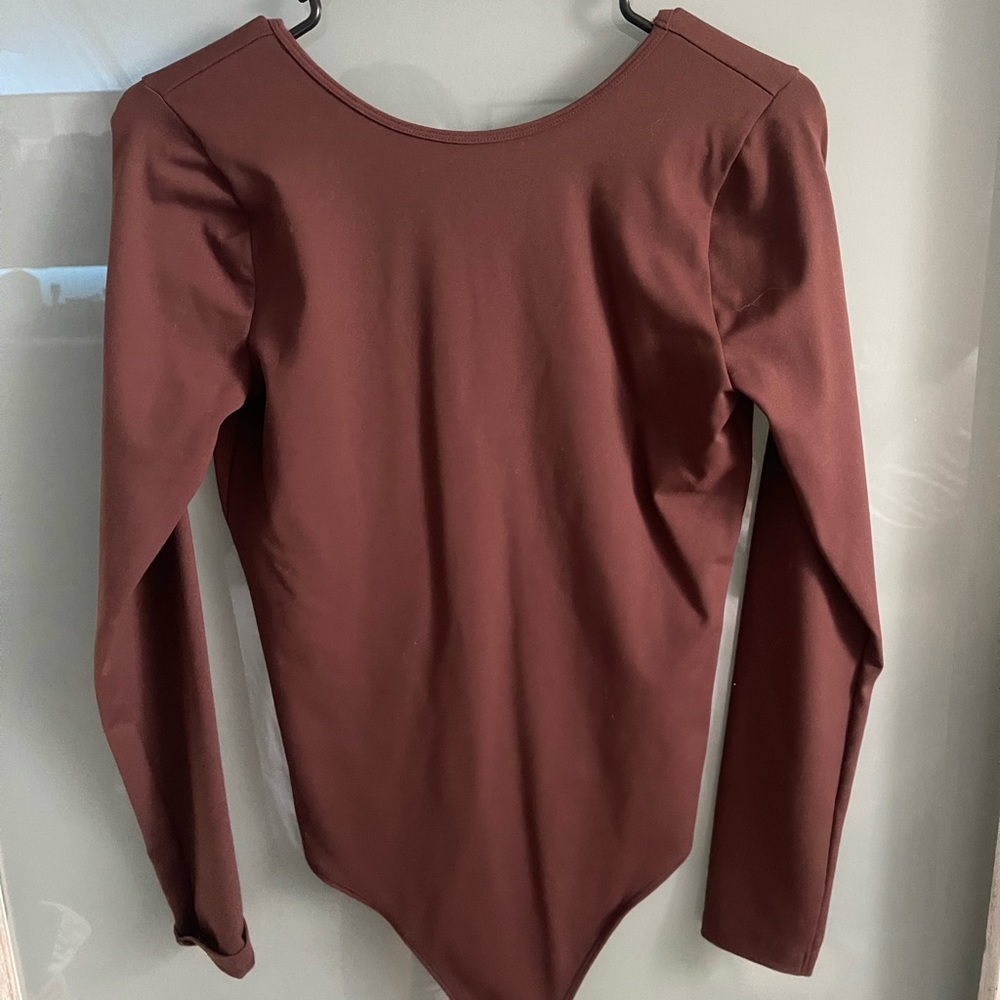 Abercrombie & Fitch Bodysuit! V neck in back( reversible)